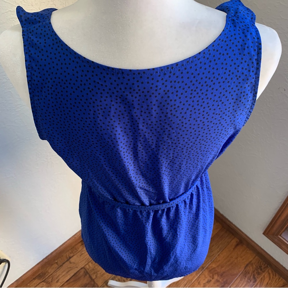 Motherhood Maternity | Royal Blue w/ Black dots Ruffle Blouse Tank Top | Sz S - Picture 6 of 13